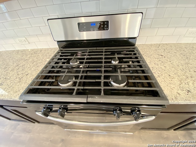 Image 12 of 43 For 21339 Watercourse Way