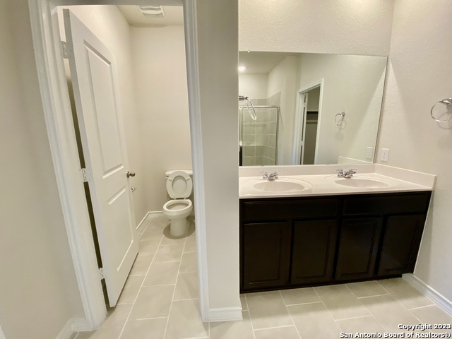 Image 22 of 43 For 21339 Watercourse Way