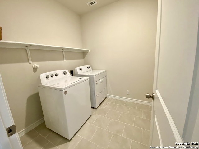 Image 24 of 43 For 21339 Watercourse Way