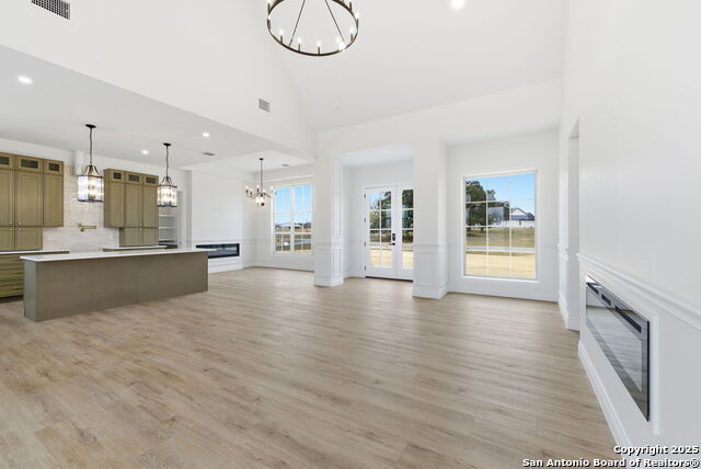 Image 12 of 50 For 232 Spring Creek