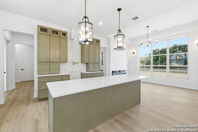 Image 14 of 50 For 232 Spring Creek