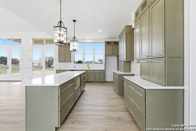 Image 15 of 50 For 232 Spring Creek