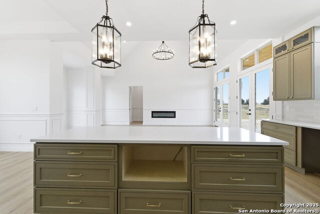 Image 18 of 50 For 232 Spring Creek