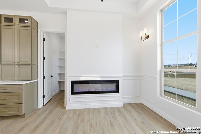 Image 22 of 50 For 232 Spring Creek