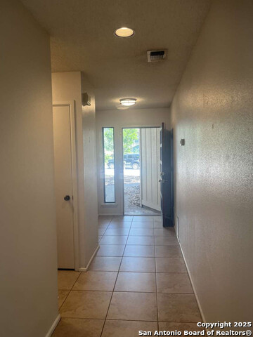 Image 11 of 25 For 15215 Bent Moss