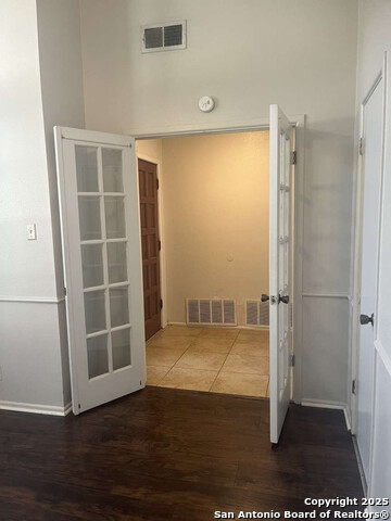 Image 15 of 25 For 15215 Bent Moss