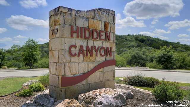 Image 4 of 4 For 431 Canyon Path