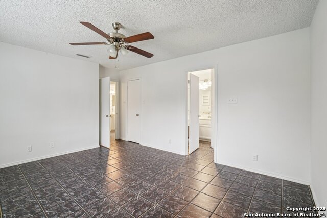 Image 22 of 42 For 6222 Candleview Ct