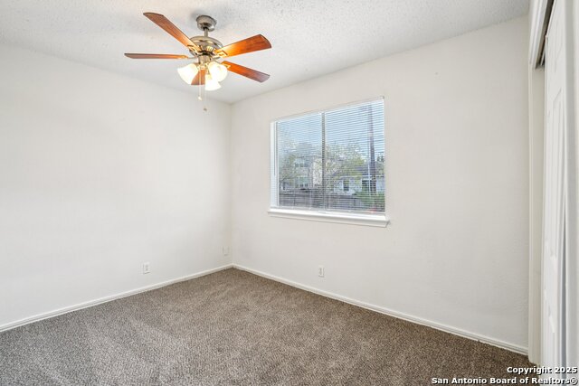 Image 29 of 42 For 6222 Candleview Ct