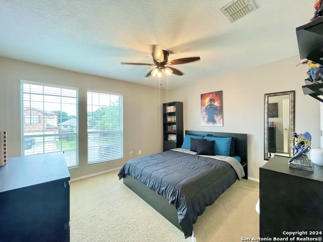 Listing photo id 22 for 3611 Alonzo  