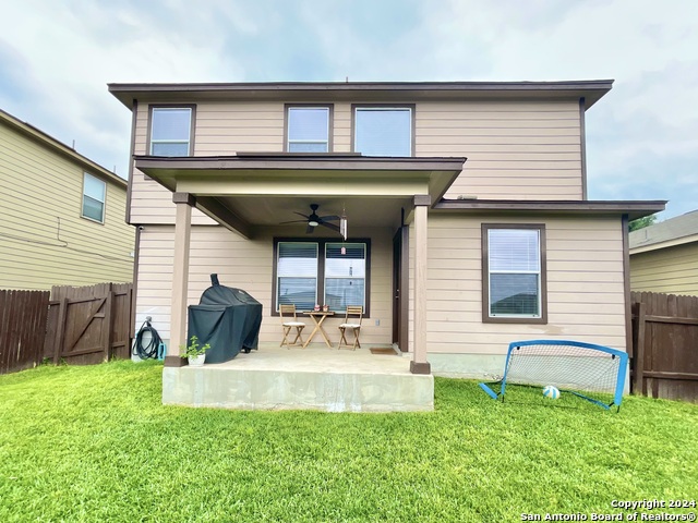 Listing photo id 35 for 3611 Alonzo  