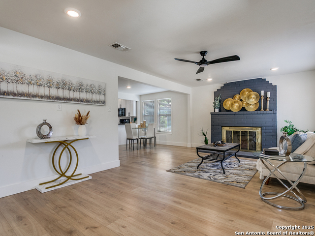 Image 13 of 25 For 1002 Fulton Ave