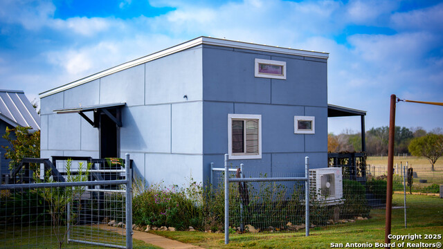 Image 14 of 36 For 3585 Pittman