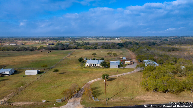 Image 2 of 36 For 3585 Pittman