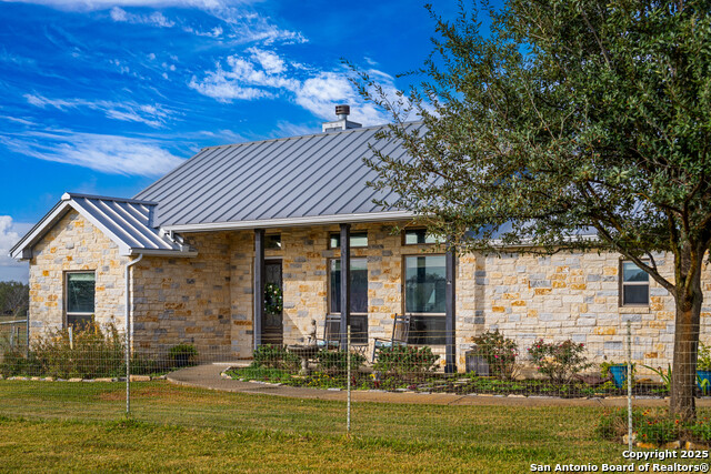 Image 29 of 36 For 3585 Pittman