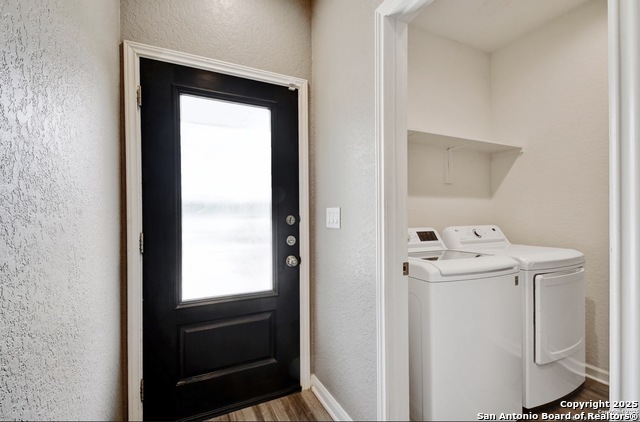 Image 19 of 34 For 1303 Lombrano St