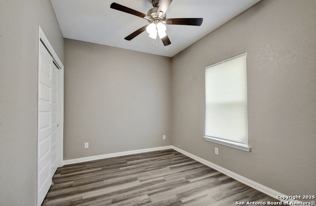 Image 20 of 34 For 1303 Lombrano St