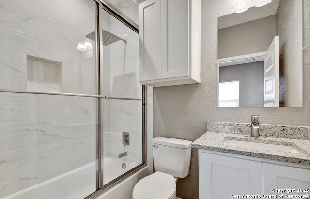 Image 22 of 34 For 1303 Lombrano St