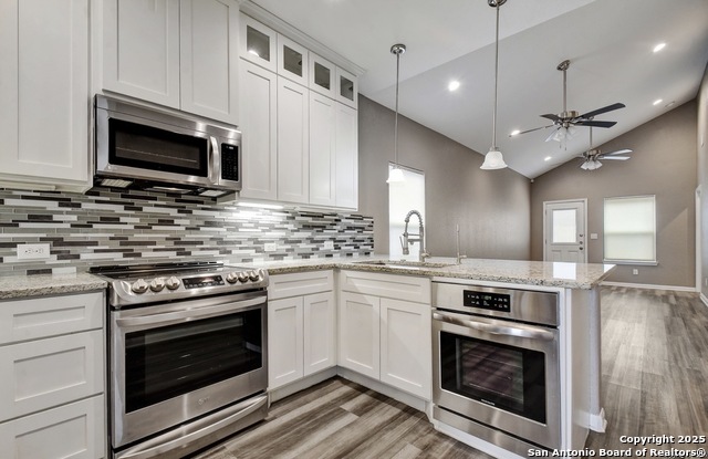 Image 3 of 34 For 1303 Lombrano St