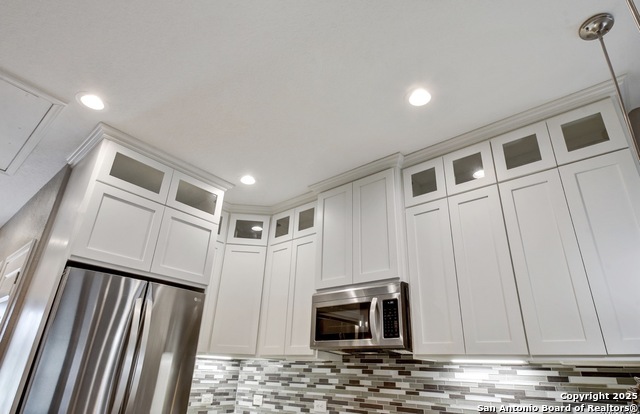 Image 6 of 34 For 1303 Lombrano St