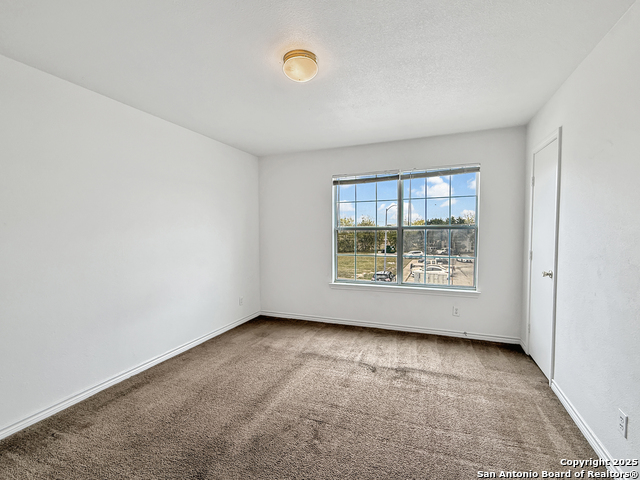 Image 9 of 11 For 107 Autumn Pass 107