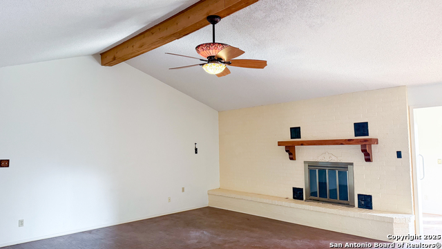 Image 4 of 12 For 1445 Devin