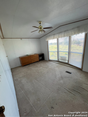 Image 4 of 5 For 35 N Creek  