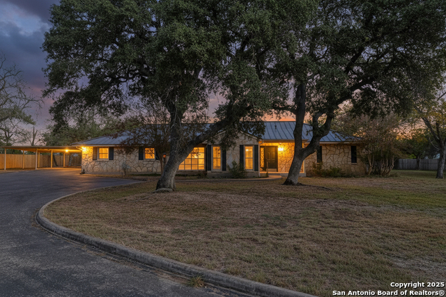 Details for 1124 4th , Uvalde, TX 78801