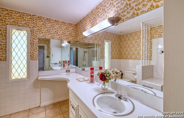 Image 21 of 34 For 1124 4th