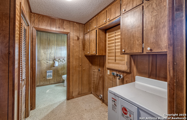 Image 25 of 34 For 1124 4th