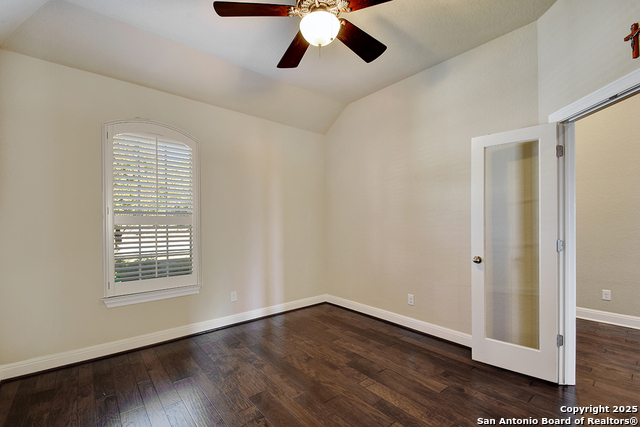 Image 14 of 41 For 930 Dulce  