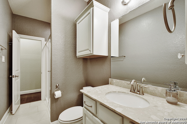 Image 20 of 41 For 930 Dulce  