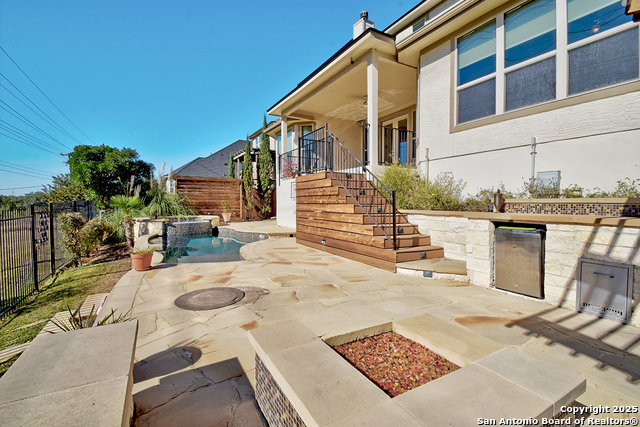 Image 40 of 41 For 930 Dulce  