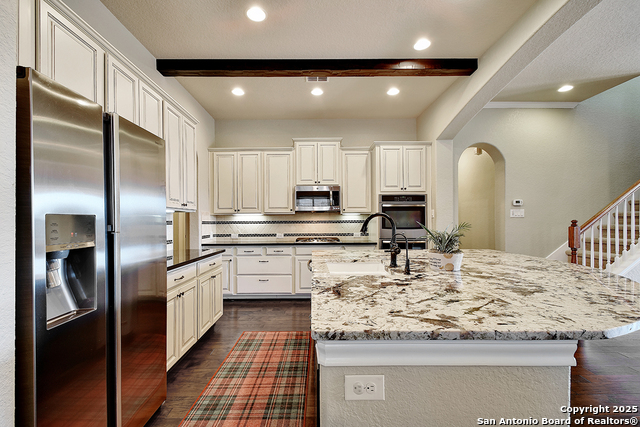 Image 5 of 41 For 930 Dulce  