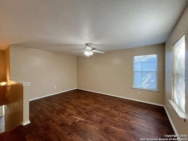 Image 20 of 44 For 329 Agency Oaks