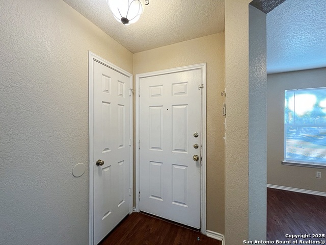 Image 35 of 44 For 329 Agency Oaks