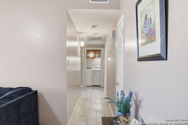 Image 16 of 34 For 8655 Datapoint Dr  505