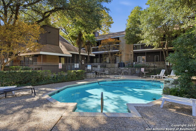 Image 6 of 34 For 8655 Datapoint Dr  505