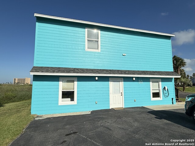 Image 26 of 41 For 6877 State Highway 361 30