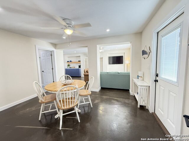 Image 31 of 41 For 6877 State Highway 361 30