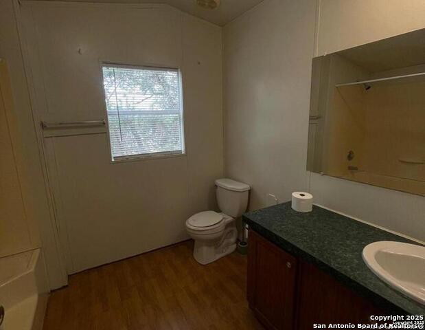 Image 14 of 23 For 8117 Silver Wings  14