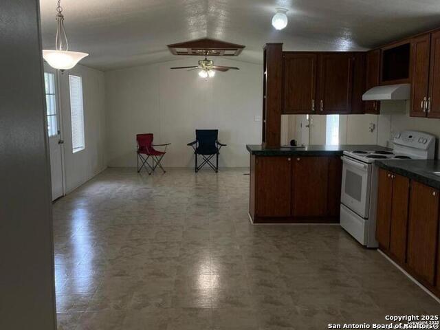 Image 18 of 23 For 8117 Silver Wings  14