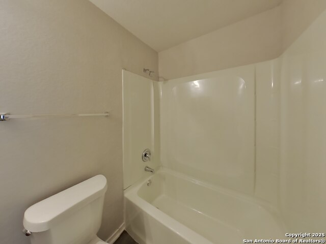 Image 15 of 17 For 9039 Thomas York