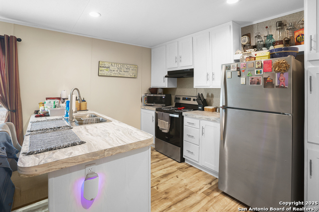 Image 11 of 19 For 570 Pr 1523  