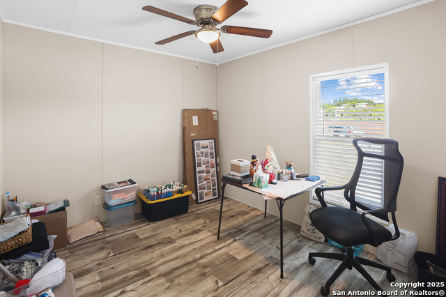 Image 16 of 19 For 570 Pr 1523  