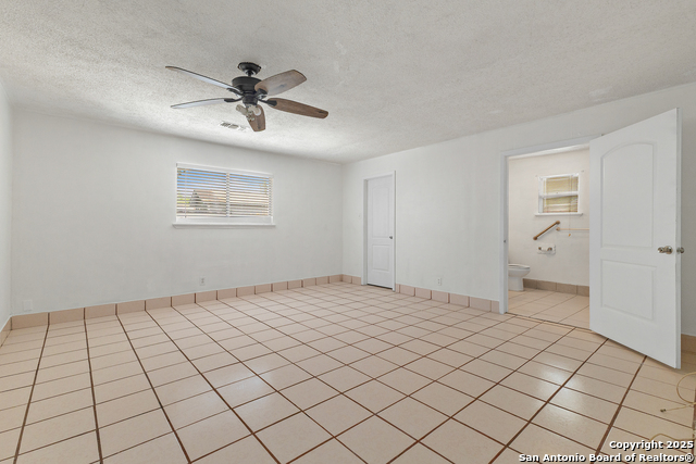 Image 19 of 23 For 5935 Highfield