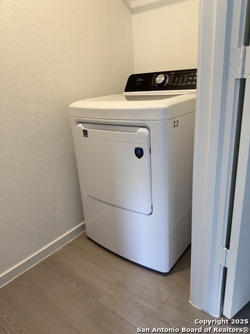 Image 9 of 13 For 216 Ottawa Way