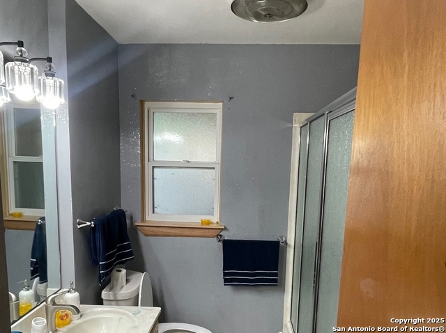 Image 13 of 15 For 190 Gunther