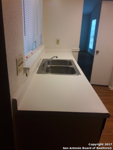 Image 4 of 19 For 13202 Larkwalk Dr.