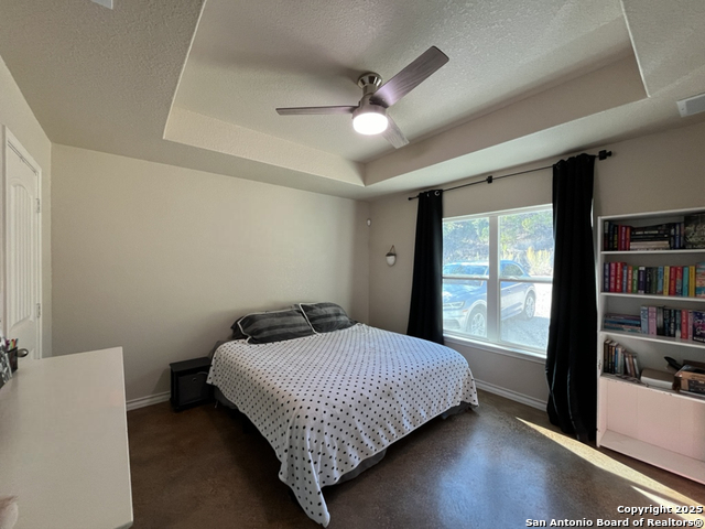 Image 12 of 31 For 2708 Golf Dr